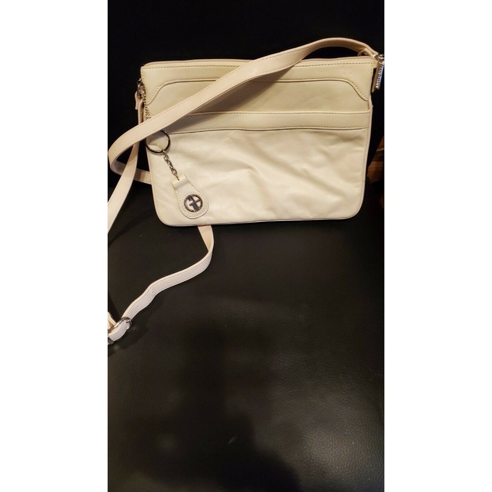 Giani Bernini Handbag Leather Brand New- Ivory with GB keychain & Shoulder Strap